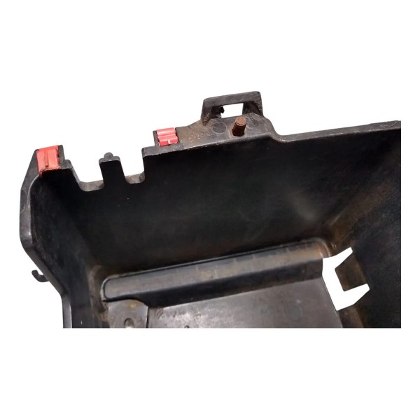 Suporte Bateria Ford Fiesta 2000 Com Detalhe Preto