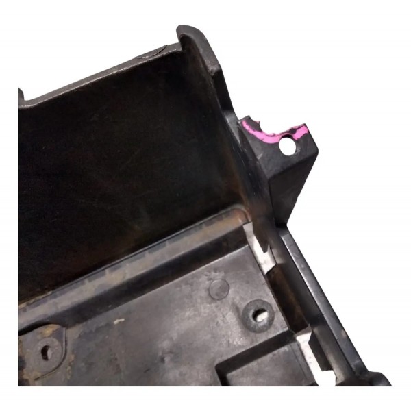 Suporte Bateria Ford Fiesta 2000 Com Detalhe Preto
