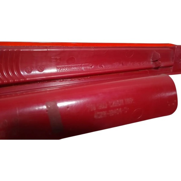 Lanterna Superior Direita Citroen C4 Hatch 2010 Com Detalhe Direito/passageiro Vermelho