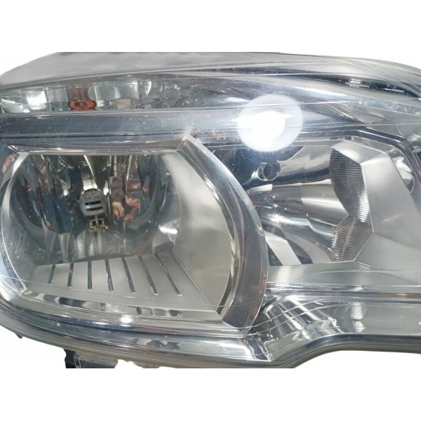 Farol Lado Direito Gm Trailblazer 2013 Recuperado Direito/passageiro