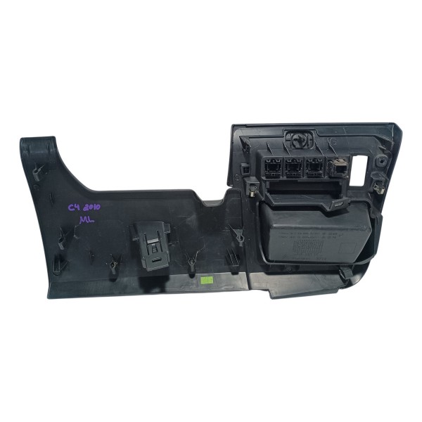 Moldura Painel Inferior Tampa Caixa Fusível Citroen C4 2010