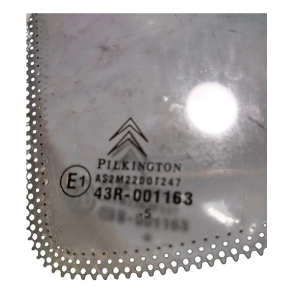 Vidro Fixo Lateral Traseira Esquerda Citroen C3 2007