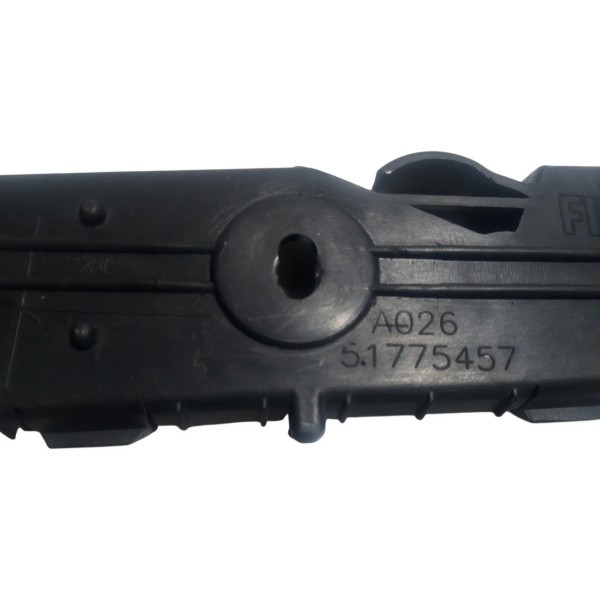 Guia Suporte Parachoque Traseira Direita Fiat Bravo 1.8 2012