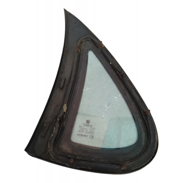 Vidro Fixo Lateral Traseiro Direito Gm Corsa Sedan Classic