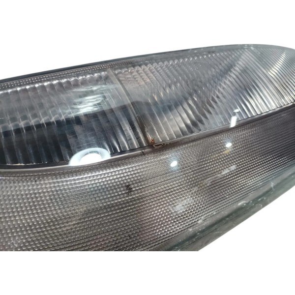 Lanterna Esquerda Gm Corsa Maxx Hatch 2009 Com Detalhes Esquerdo/motorista Fumê