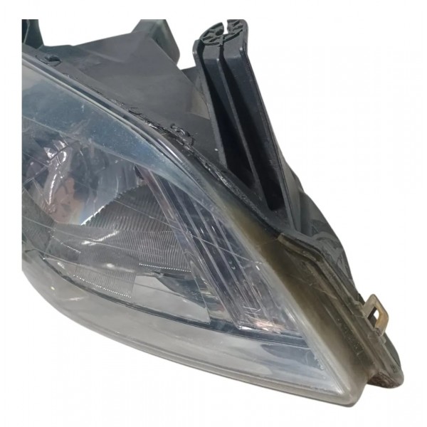Farol Lado Direito Gm Celta Prisma 2012 Recuperado Direito/passageiro