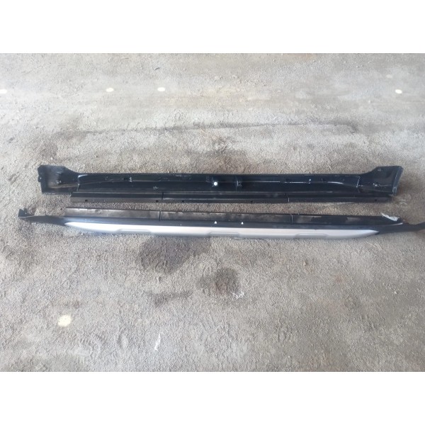Par De Spoiler Lateral Do Citroen C3 Air Cross 2013 Prata E Preto