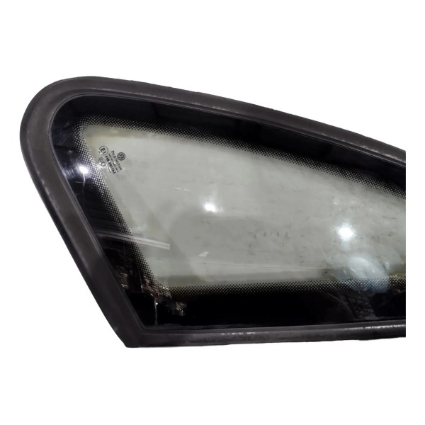 Vidro Fixo Lateral Traseiro Direito Volkswagen Gol G4