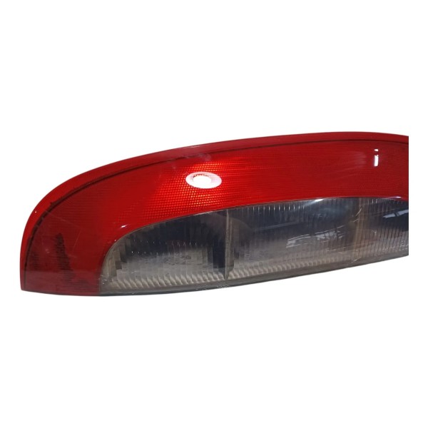 Lanterna Esquerda Gm Corsa Maxx Hatch 2009 Com Detalhe Esquerdo/motorista Vermelho