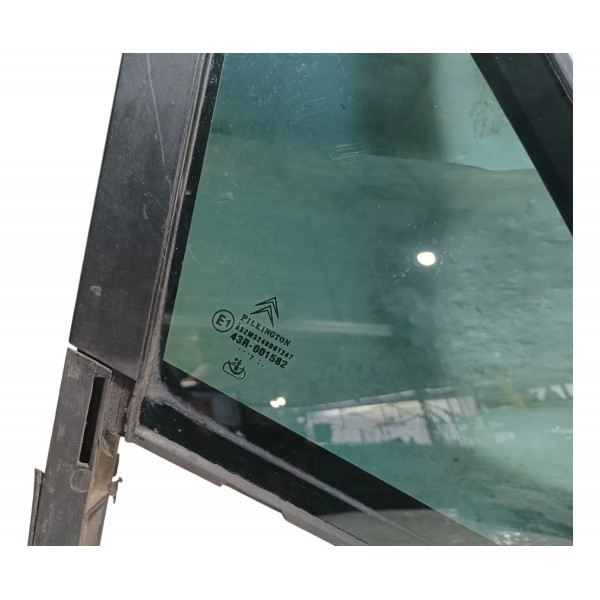 Vidro Fixo Dianteiro Direito Citroen C4 Pallas Hatch 2010