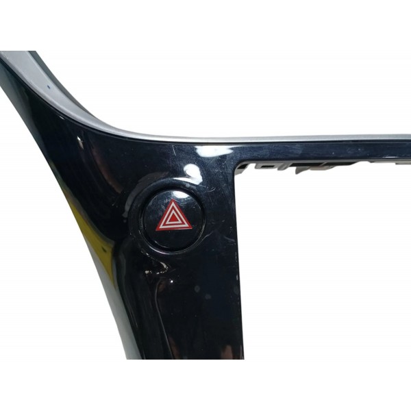 Moldura Painel Central Multimídia Alerta Toyota Corolla 2018 Preto