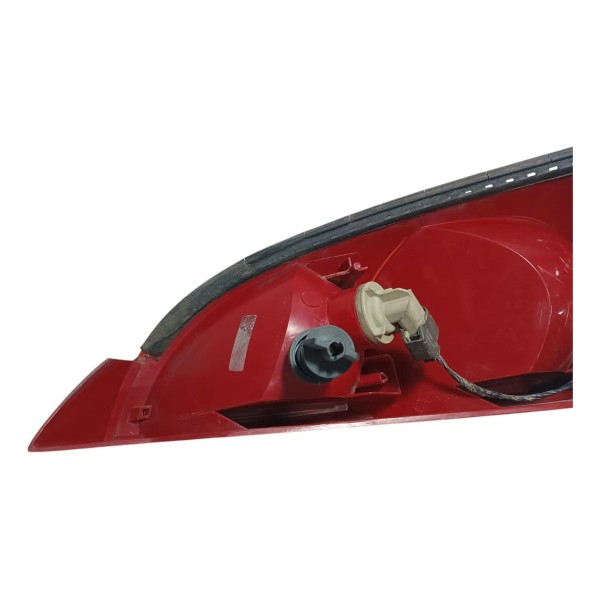 Lanterna Direita Ford Focus 2005 Com Detalhe Direito/passageiro Vermelho