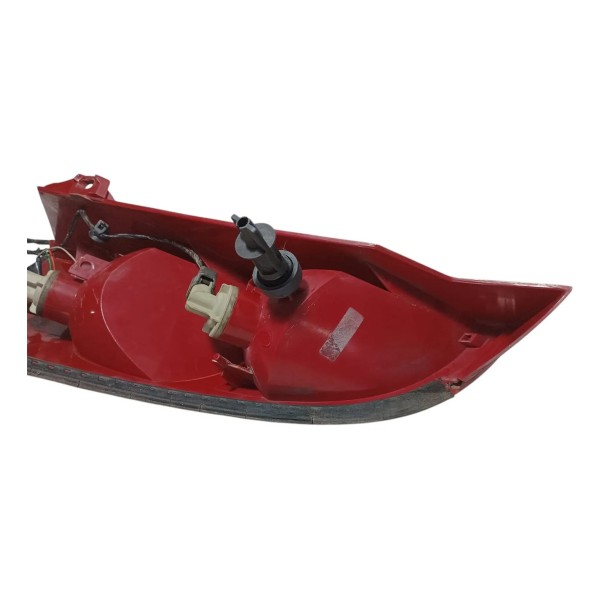 Lanterna Direita Ford Focus 2005 Com Detalhe Direito/passageiro Vermelho