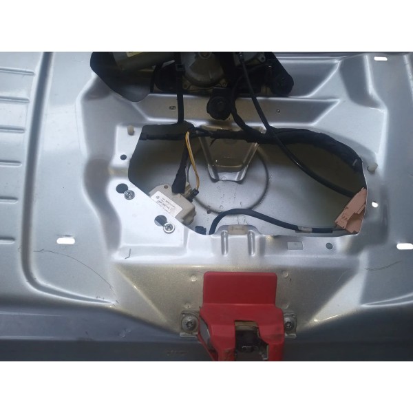 Tampa Capo Traseiro Vw Fox 2005 À 2009 Prateado