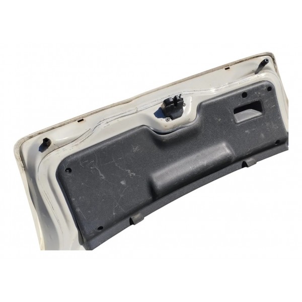 Tampa Porta Malas Fiat Palio 2008 A 2016 Com Detalhe Branco