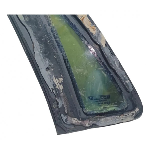 Vidro Fixo Traseiro Direito Gm Corsa Montana 2009 Detalhes