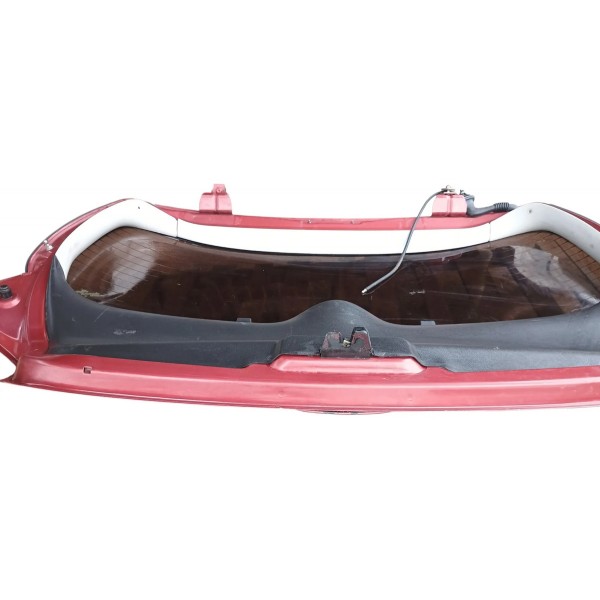 Tampa Traseira Do Pegeot 307 2010 Hatch Vermelho