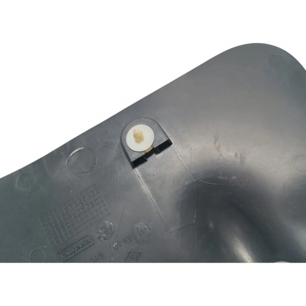 Acabamento Lateral Direito Console Renault Megane 2008