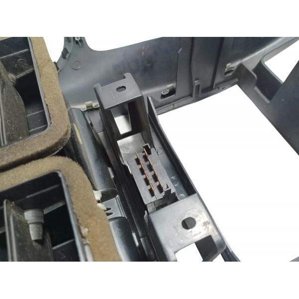 Moldura Central Painel Difusor Botão Alerta Vw Spacefox 2010 Preto