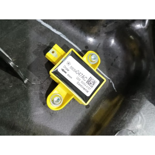 Máquina De Vidro Porta Dianteira Dir Freemont Journey 12/18