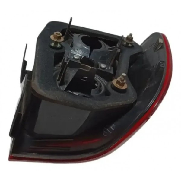 Lanterna Direita Vw Polo Sedan 2007 A 2014 (canto) Direito/passageiro Vermelho