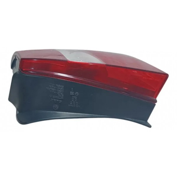Lanterna Traseira Direita Stilo 2003 A 2007 Direito/passageiro Vermelho