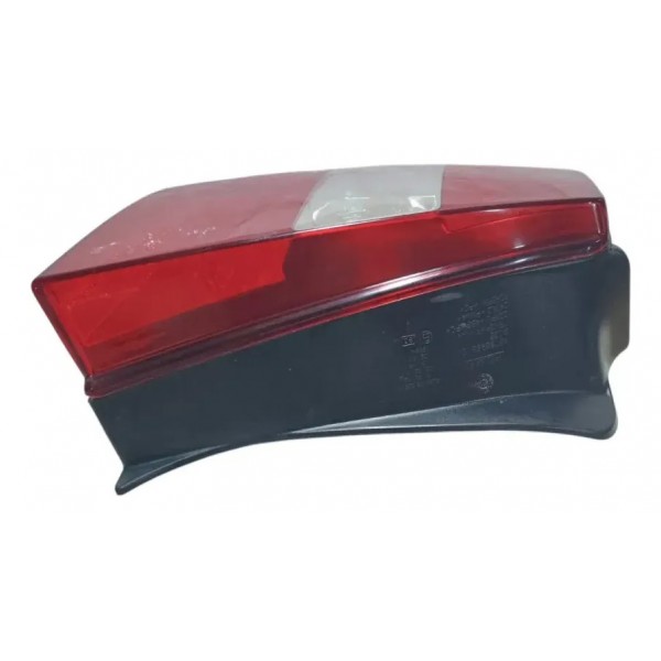 Lanterna Traseira Esquerda Stilo 2003 A 2007 Esquerdo/motorista Vermelho